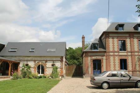 La Petite Maison Arc-En-Ciel La Feuillie  Ngoại thất bức ảnh